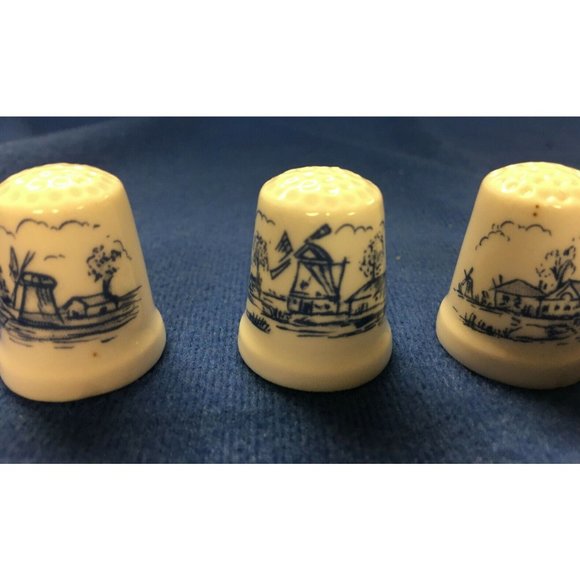 Thimbles Porelain Set of 6  Painted with Windmills and Farm Scenes in Blue - Picture 3 of 7
